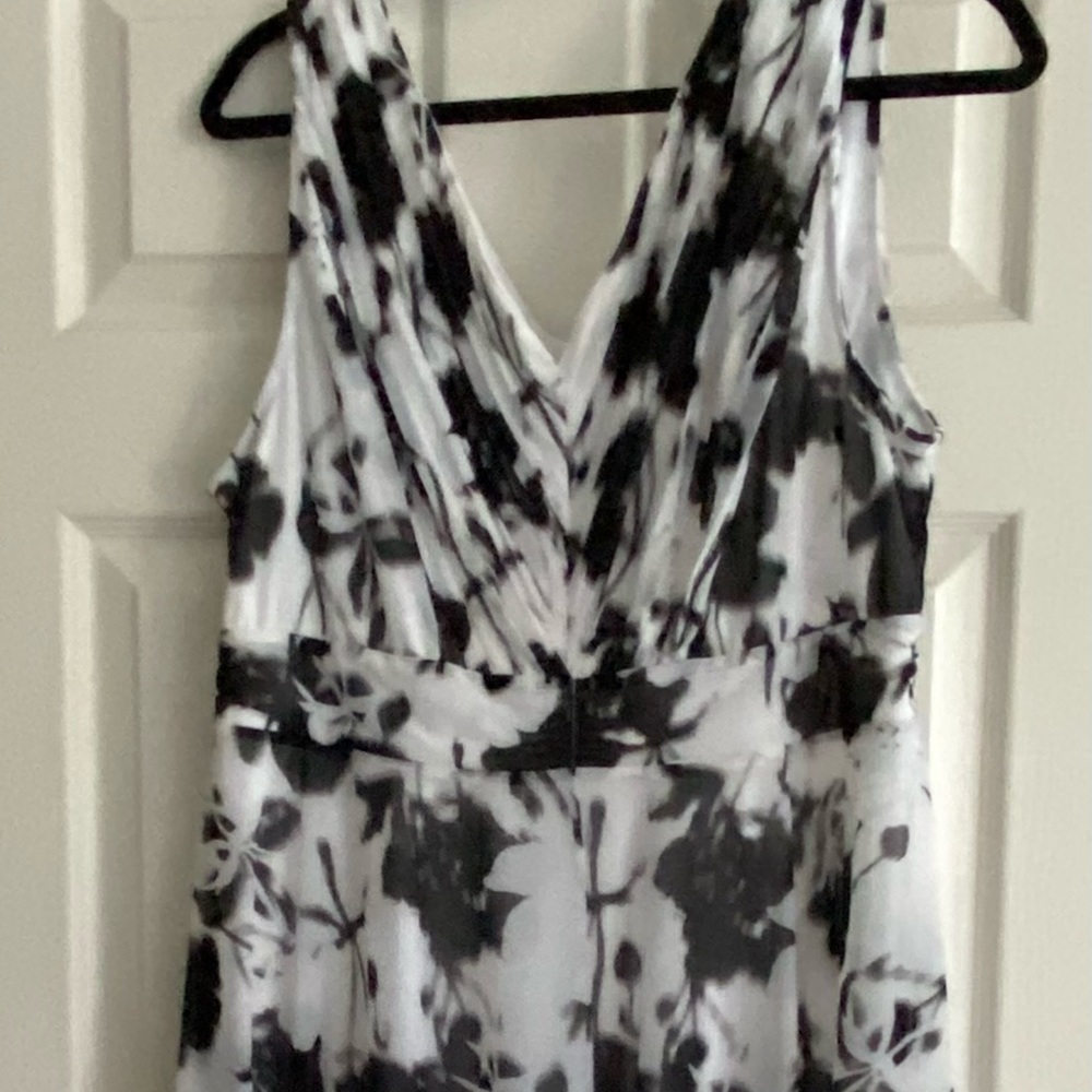 Vera Wang Dress